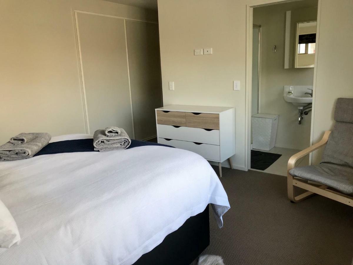 Christchurch City Fringe Family Home Modern Private Room Крайстчърч Екстериор снимка