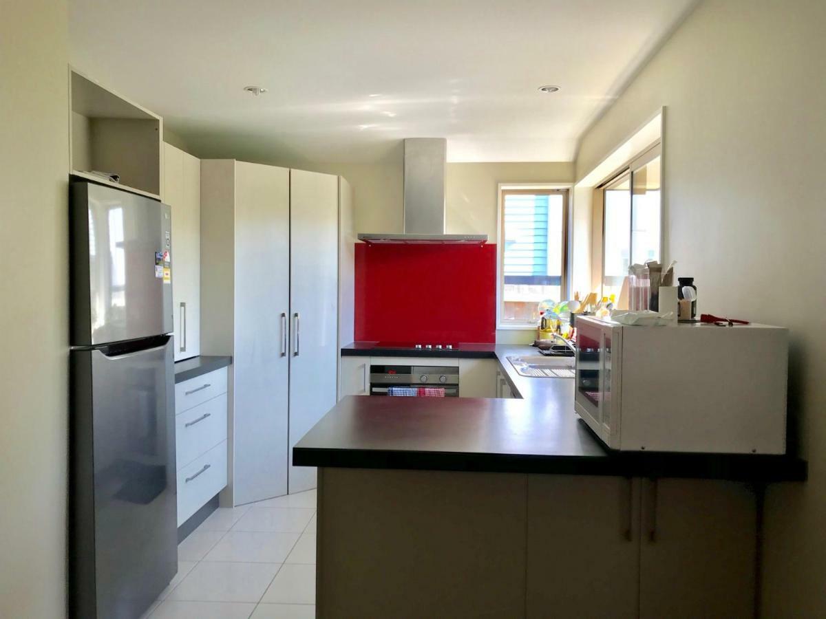 Christchurch City Fringe Family Home Modern Private Room Крайстчърч Екстериор снимка