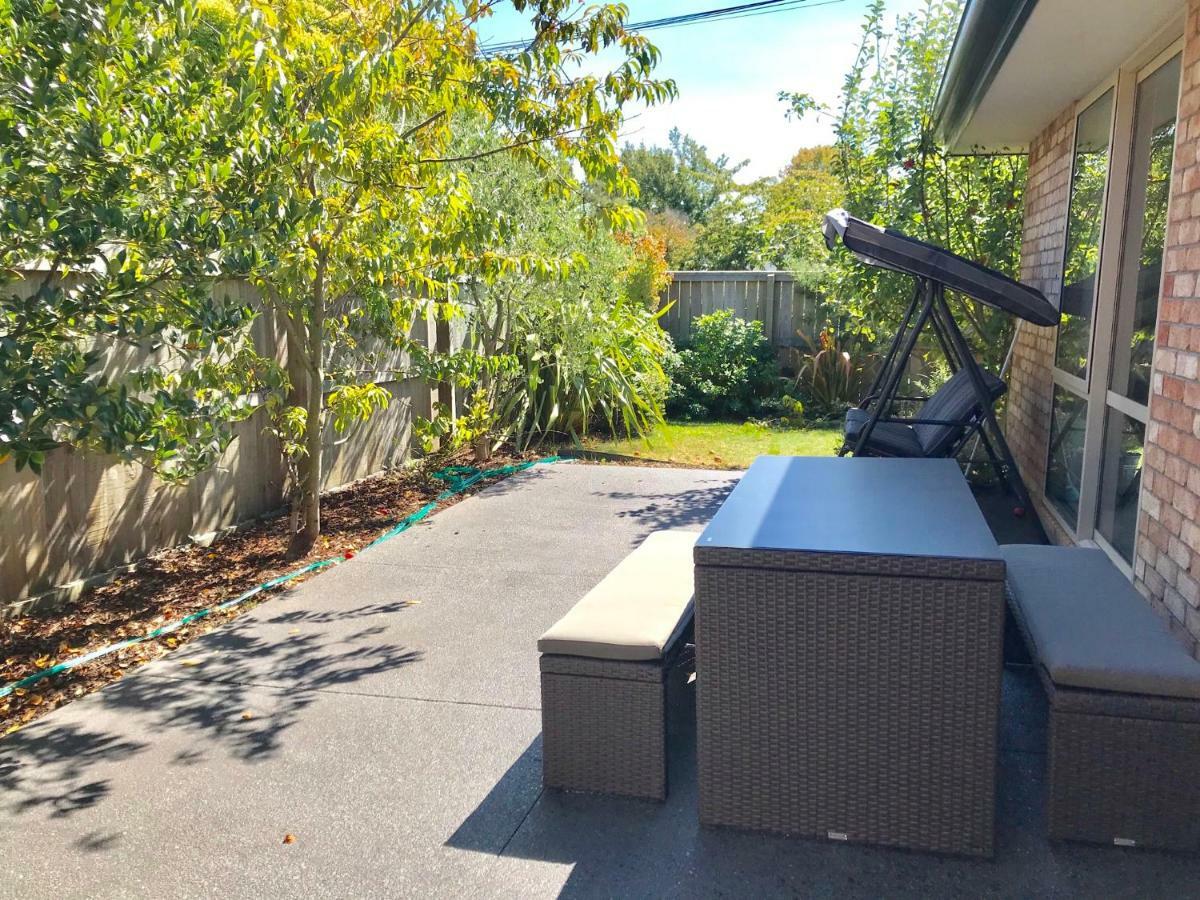 Christchurch City Fringe Family Home Modern Private Room Крайстчърч Екстериор снимка