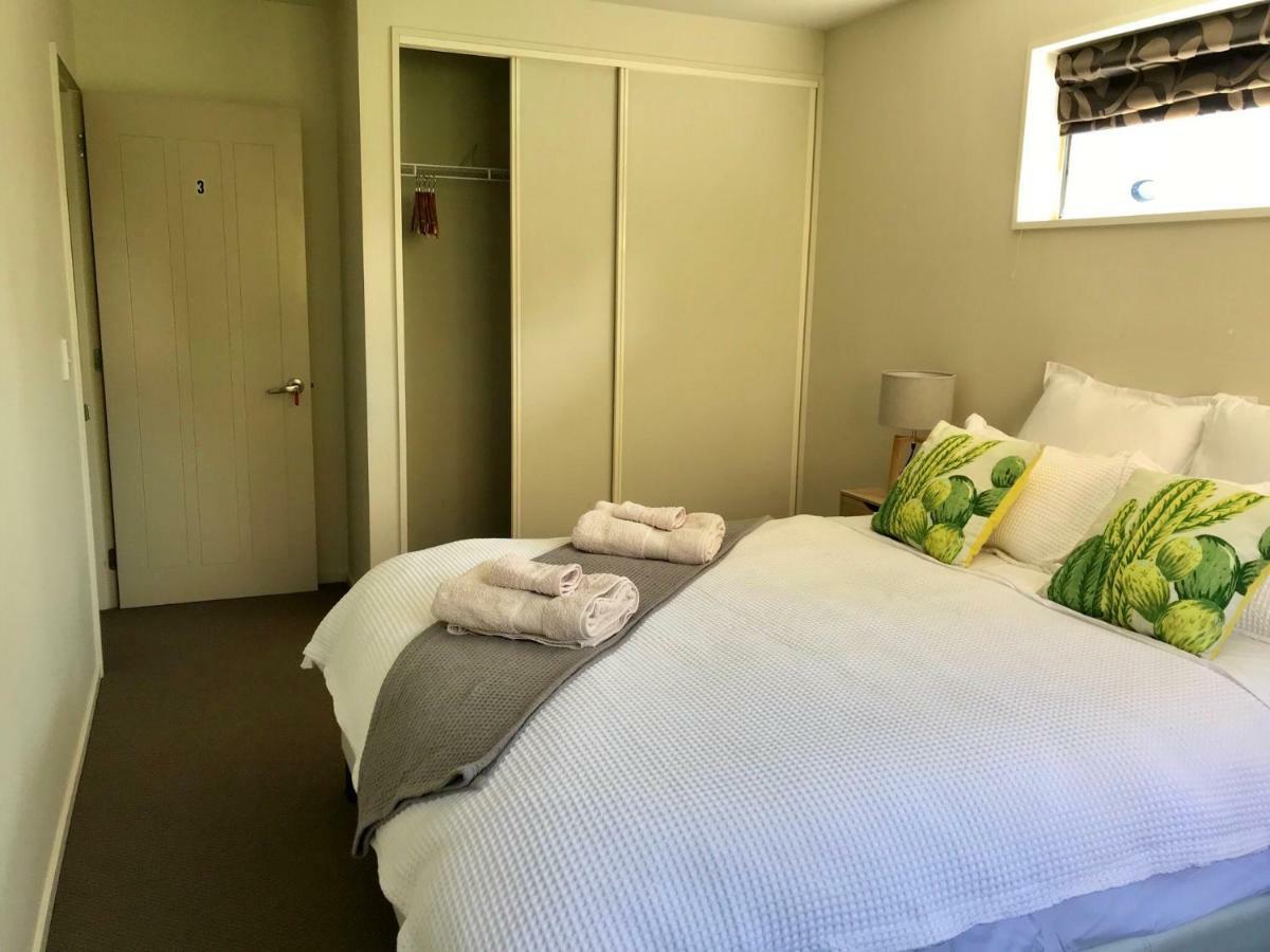 Christchurch City Fringe Family Home Modern Private Room Крайстчърч Екстериор снимка